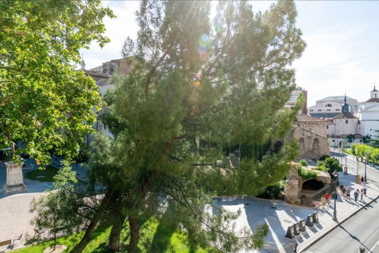 Universidad 4 Valladolid Ngoại thất bức ảnh