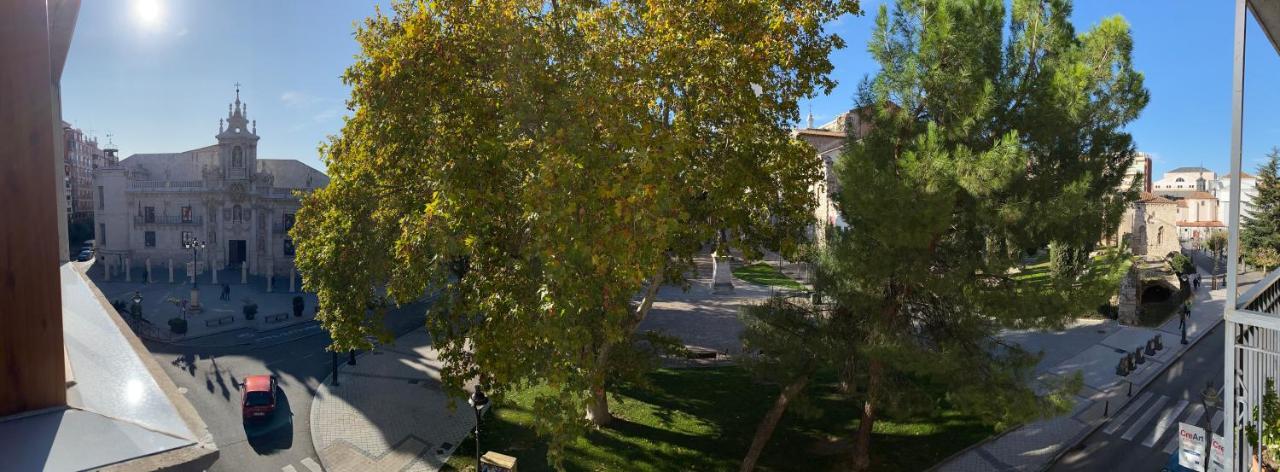 Universidad 4 Valladolid Ngoại thất bức ảnh